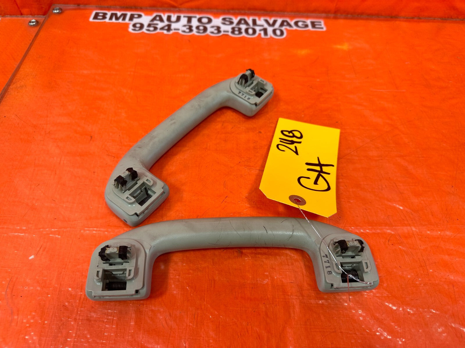 08 15 INFINITI G37 Q60 COUPE   INTERIOR GRAB HANDLES   LEFT & RIGHT   OEM #2487