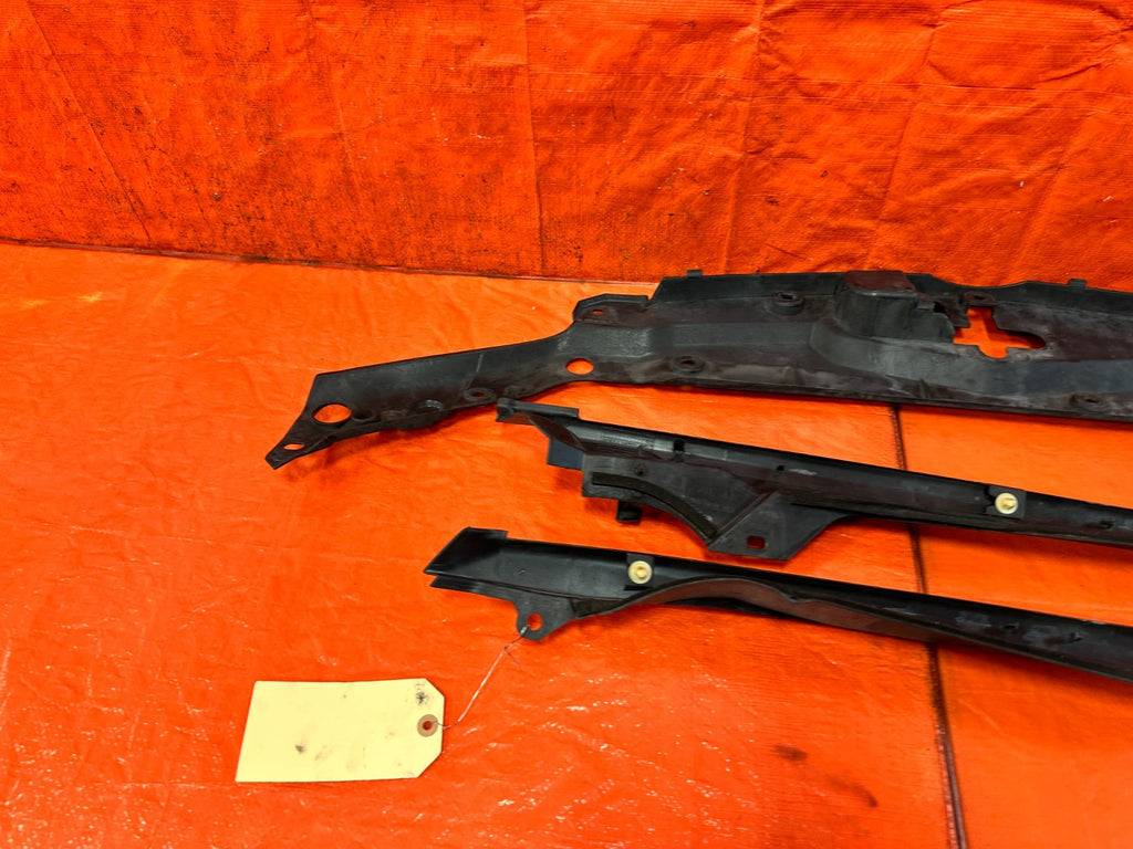 04 05 ACURA TSX UNDER HOOD ENGINE BAY FENDER RADIATOR SUPPORT TRIM 3 PC OEM 32313