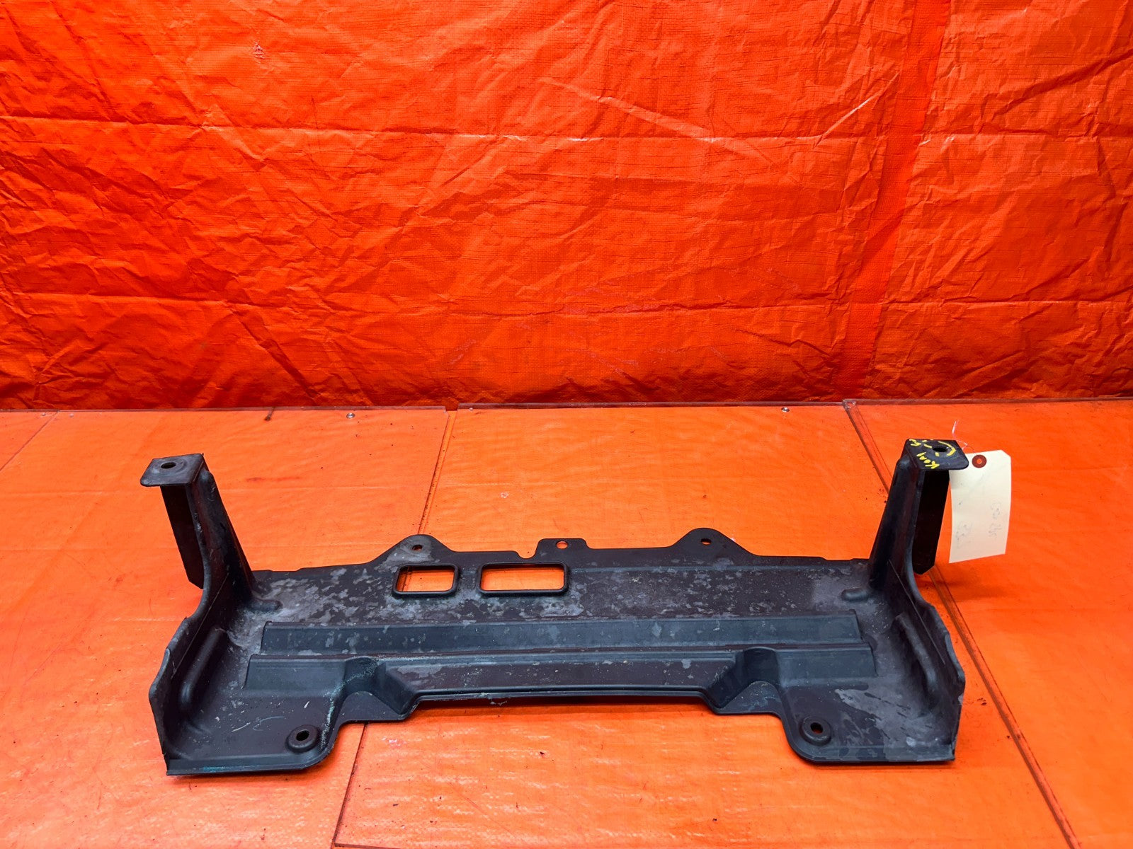 00-03 HONDA S2000 AP1 2.0L FRONT CENTER SMALL UNDER ENGINE SPLASH SHIELD OEM #330