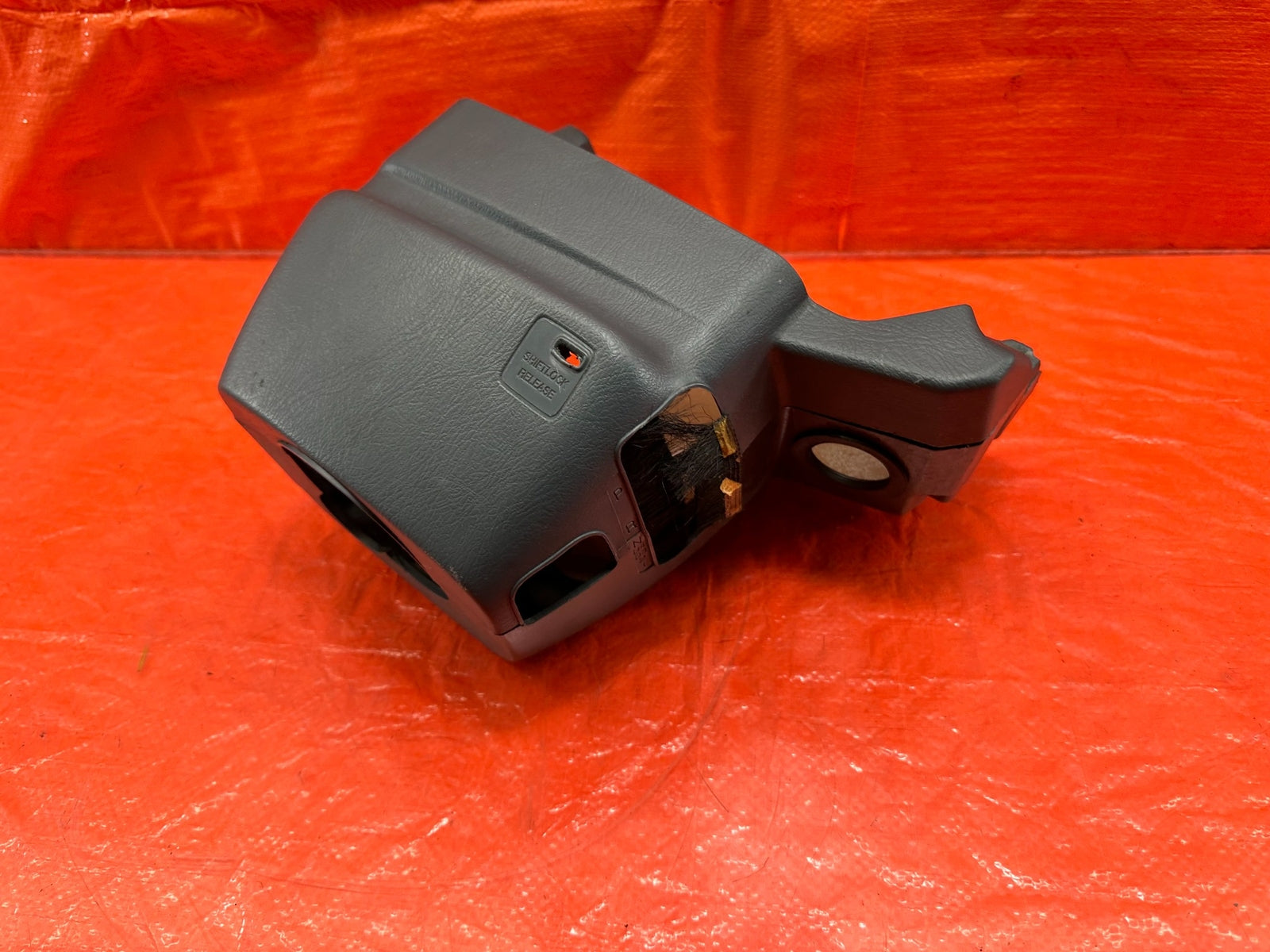 1997 97 HONDA ODYSSEY   KEY IGNITION STEERING COLUMN COVER TOP BOTTOM   OEM #1934