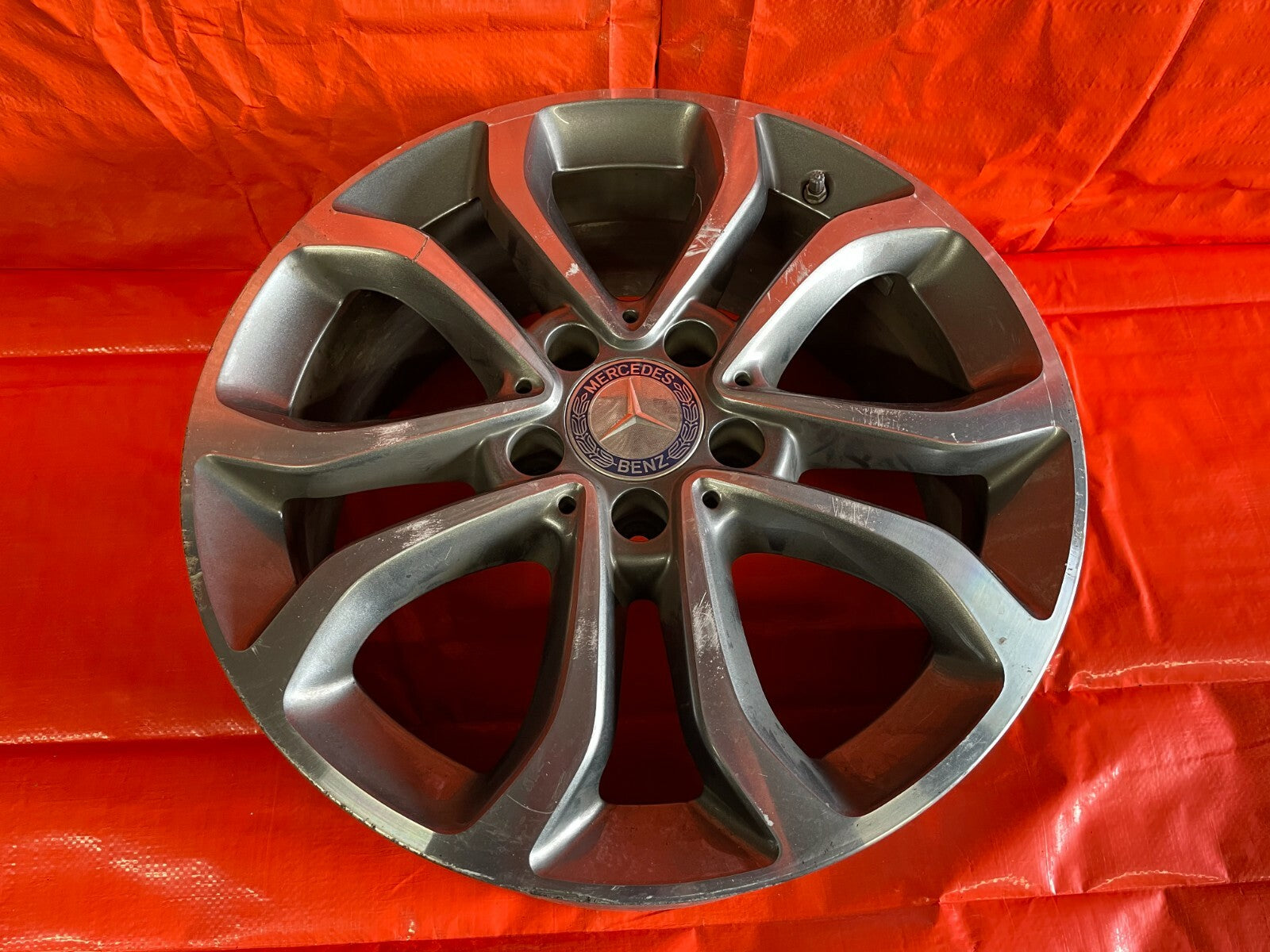 15 18 MERCEDES BENZ C300 W205   WHEEL RIM   A205 401 02 00   OEM OE FACTORY   0