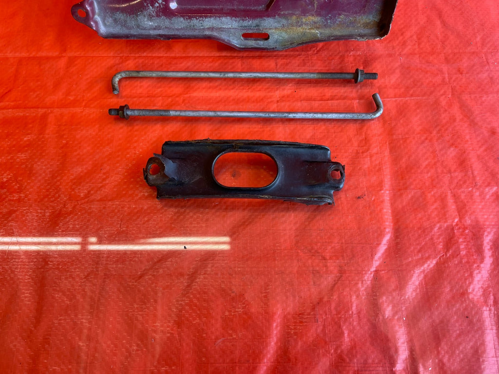 INTEGRA CIVIC DEL SOL   BATTERY TRAY W/ ALL HARDWARE AND TIE DOWN COMPLETE   OEM4