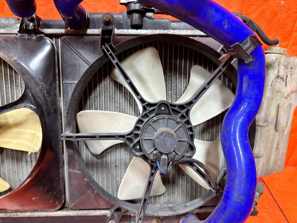 97 98 HONDA PRELUDE BASE   100% COMPLETE RADIATOR SET W/ FANS / HOSES / OEM 3234