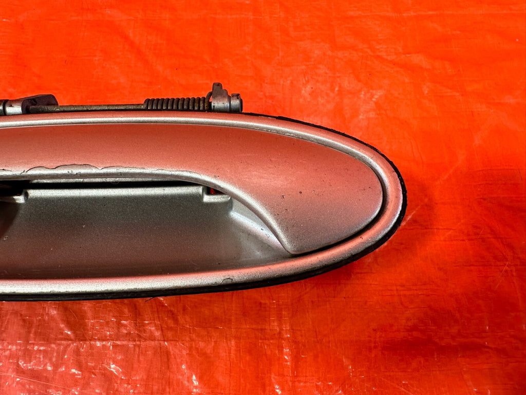 92 96 HONDA PRELUDE   PASSENGER RIGHT EXTERIOR DOOR HANDLE   OEM #2736