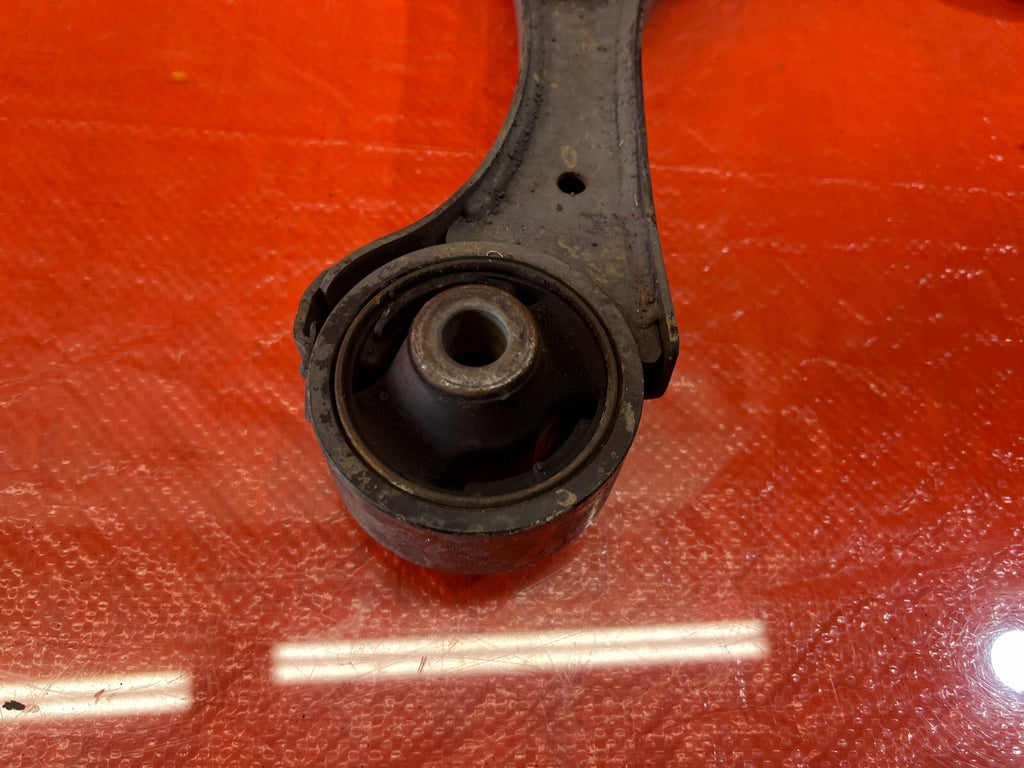 06 11 HONDA CIVIC SI   DRIVER LEFT FRONT LOWER CONTROL ARM   L LH   OEM OE #1557