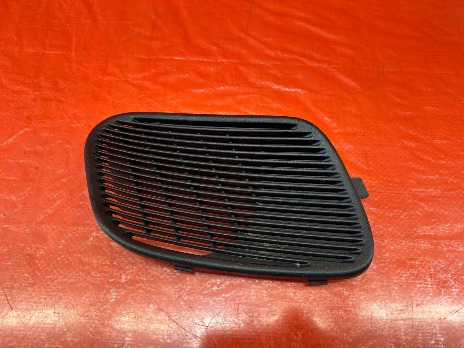 94 01 ACURA INTEGRA 2D   DRIVER LEFT REAR   SPEAKER COVER TRIM PLASTIC BLACK 2260