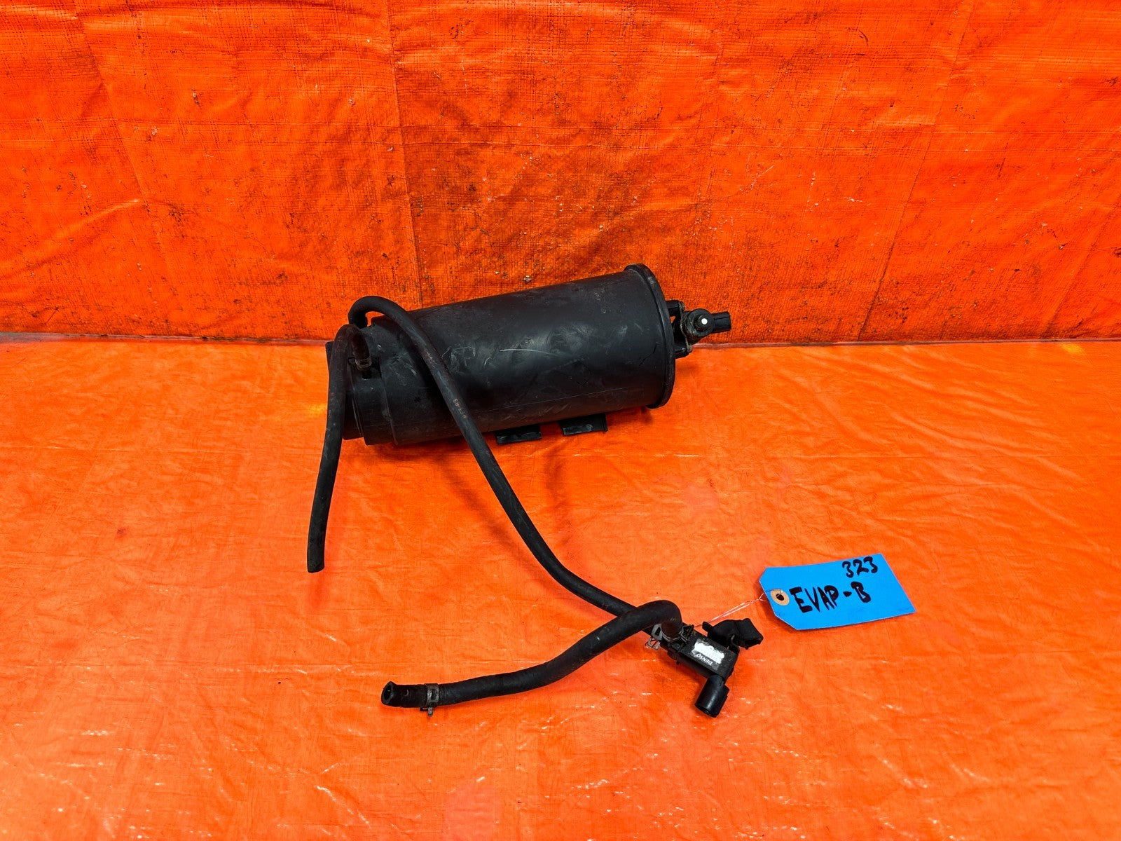 97 98 HONDA PRELUDE   FUEL VAPOR CHARCOAL EVAP TANK CANISTER   OEM FACTORY #3230