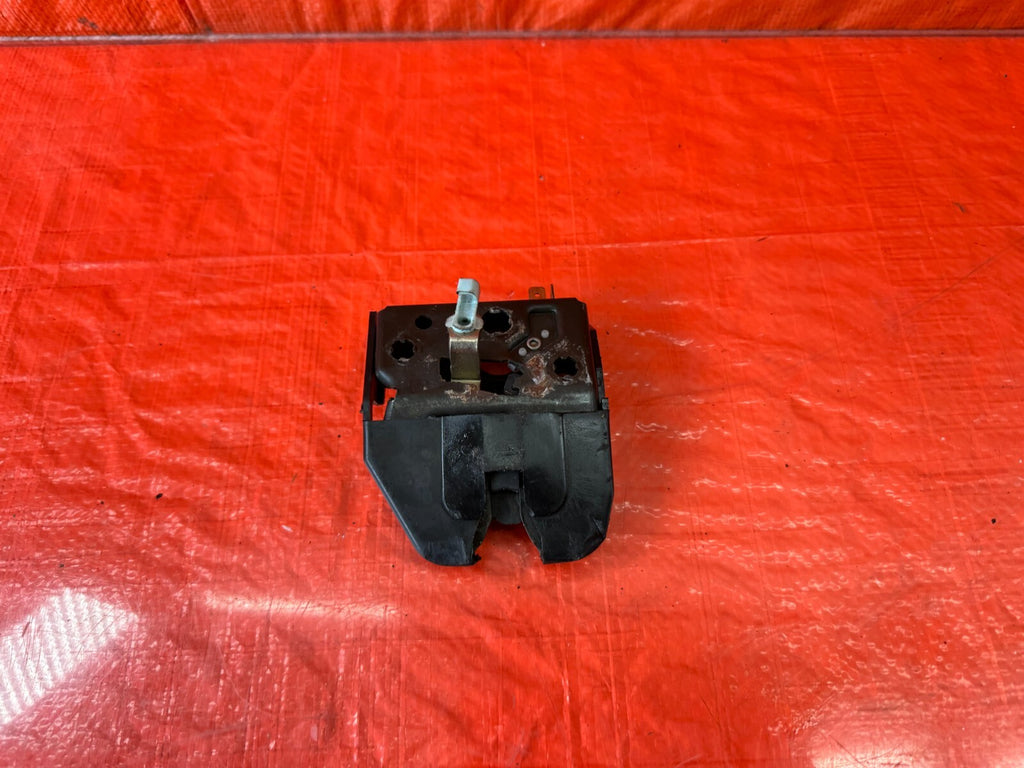 96 00 HONDA CIVIC   COUPE & SEDAN   TRUNK HINGE HATCH LATCH   OEM FACTORY  #2087