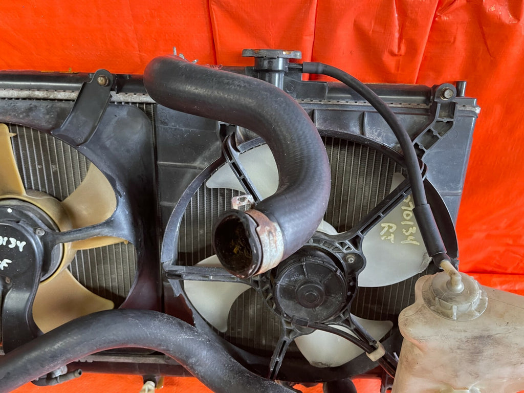 97 98 HONDA PRELUDE BASE   100% COMPLETE RADIATOR SET W/ FANS / HOSES / TANK OEM3