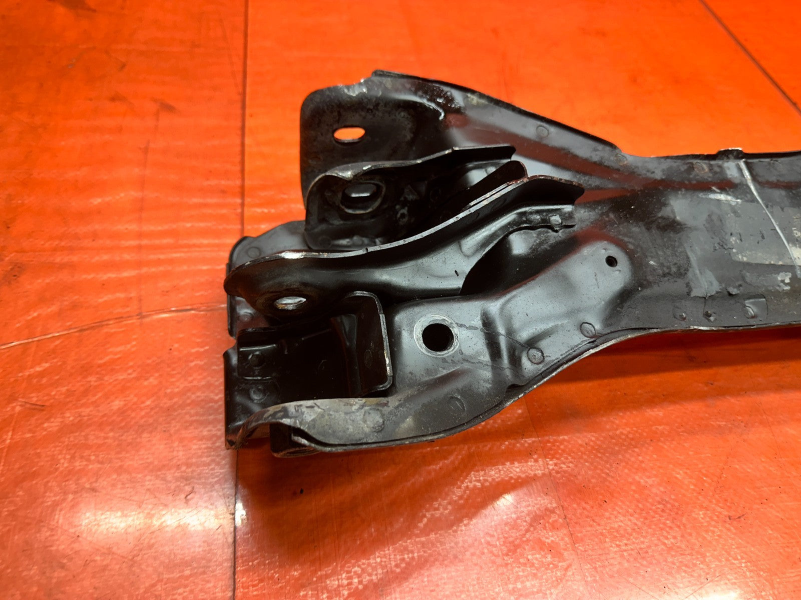 97 01 HONDA PRELUDE 2.2L REAR SUSPENSION SUBFRAME CROSSMEMBER K MEMBER OEM #33610
