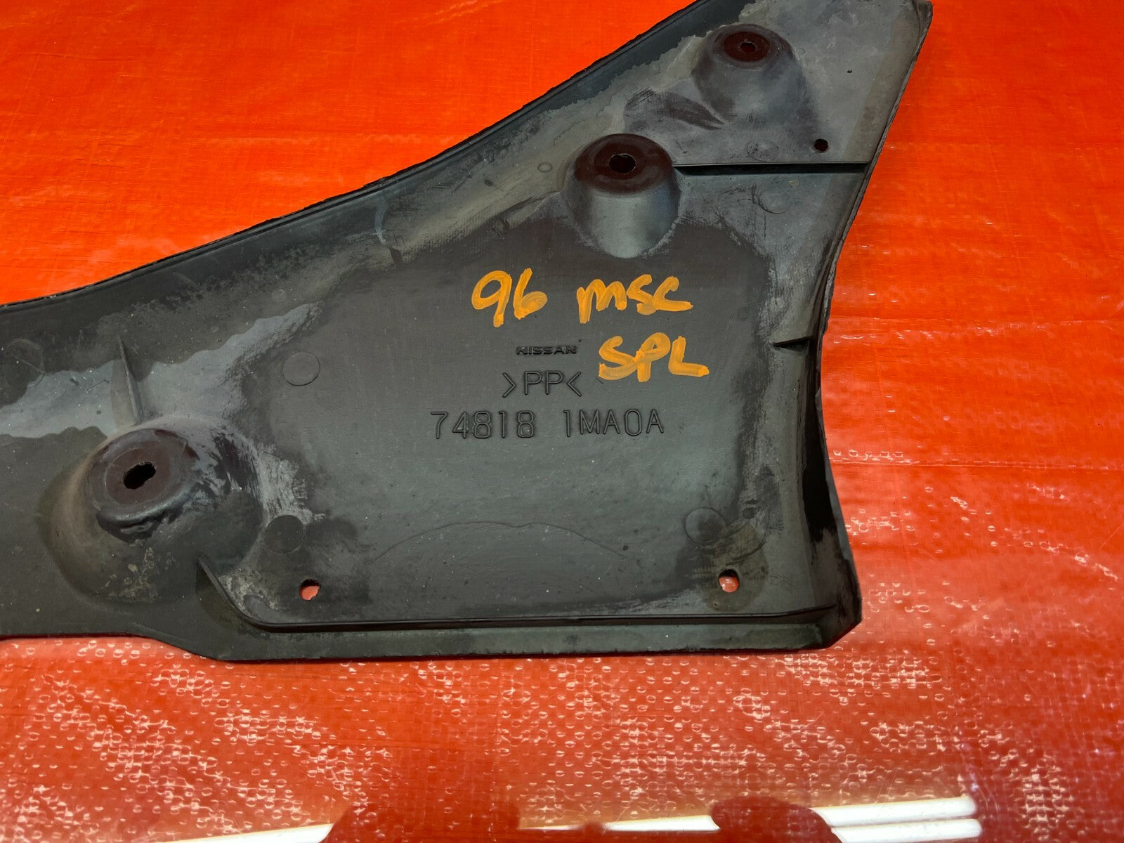 14 19 INFINITI Q50   REAR FLOOR TUNNEL COVER PASSENGER RIGHT SIDE 74818 1MA0B 3