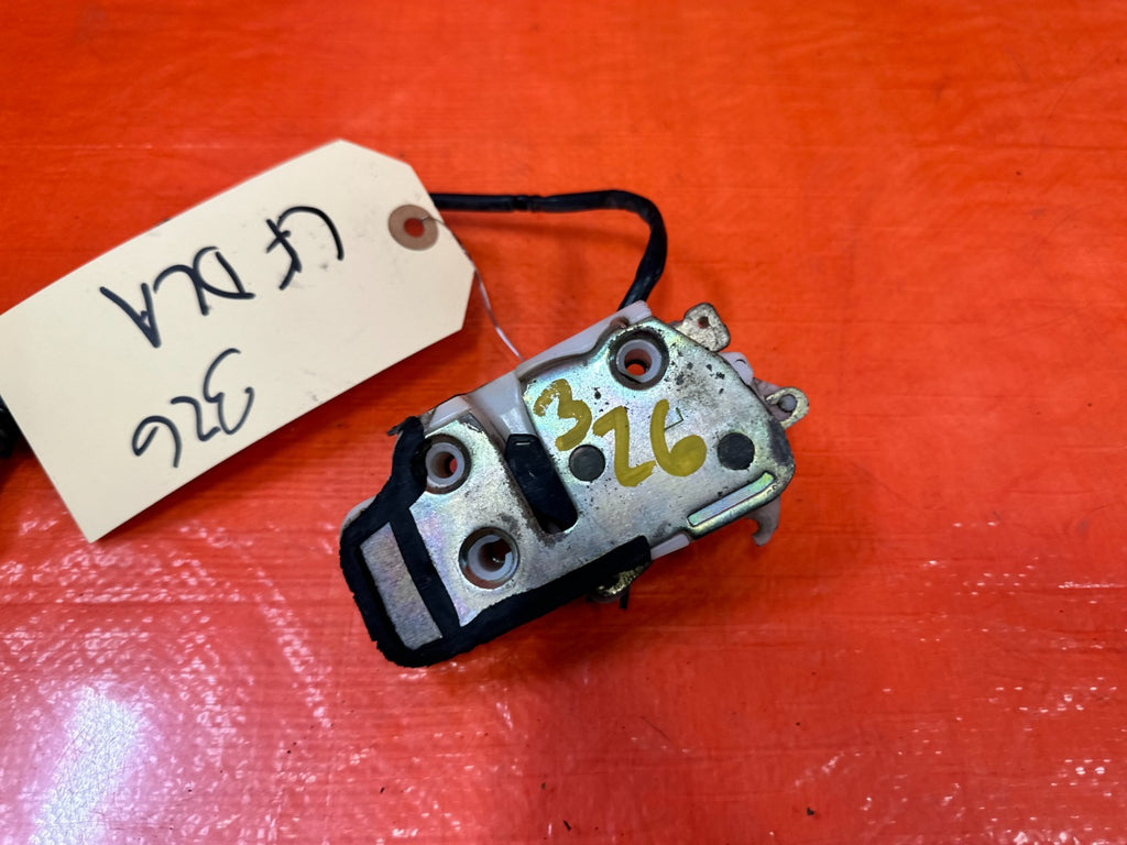 90 91 HONDA CIVIC HATCHBACK   DRIVER LEFT DOOR LOCK ACTUATOR LATCH OEM 3272