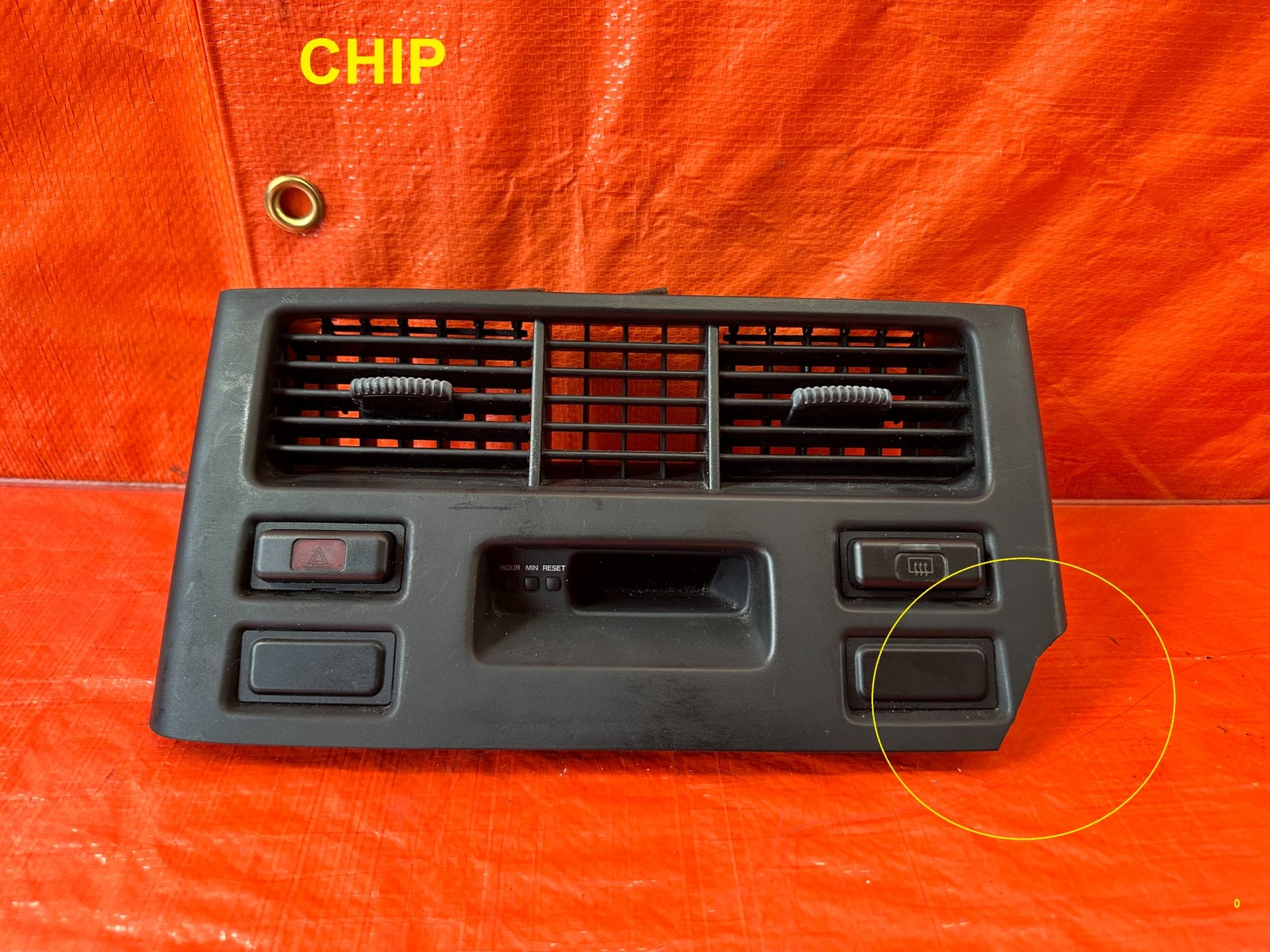 95 98 HONDA ODYSSEY   CENTER AC VENT W/ HAZARD & DEFROST SWITCH & CLOCK OEM #1930