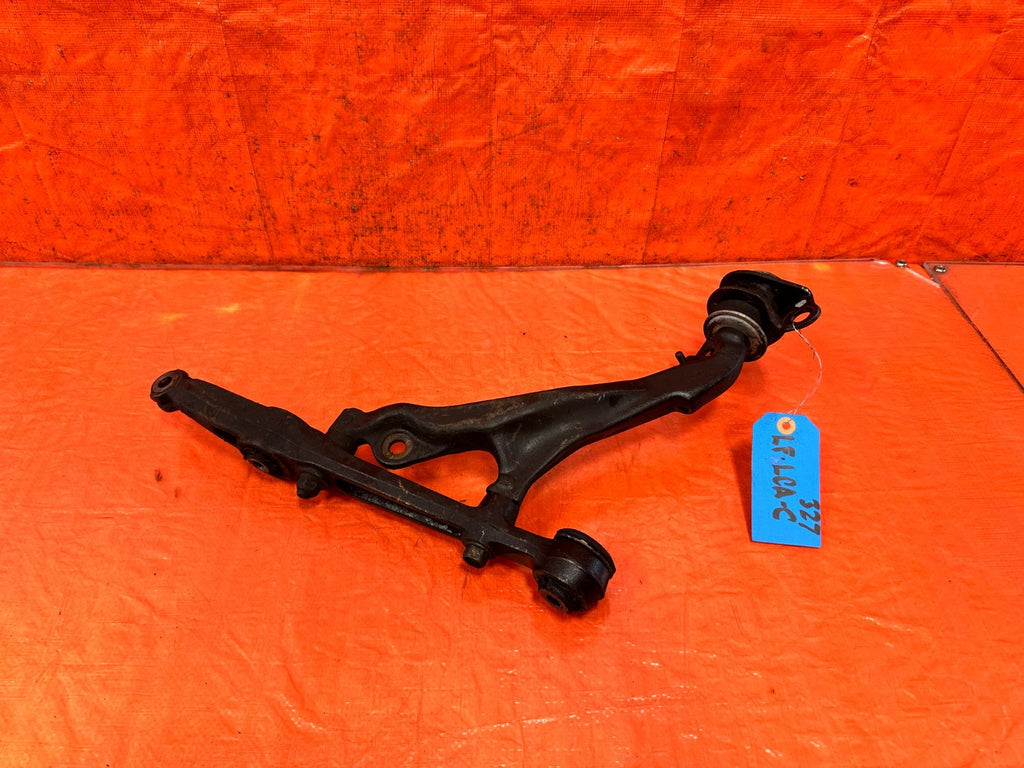 92 95 HONDA CIVIC   EX MODEL   LEFT FRONT LOWER CONTROL ARM   OEM 32711