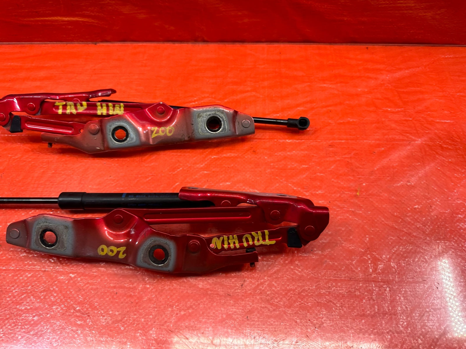 17 20 INFINITI Q60   LEFT AND RIGHT TRUNK HINGES   OEM FACTORY #2005