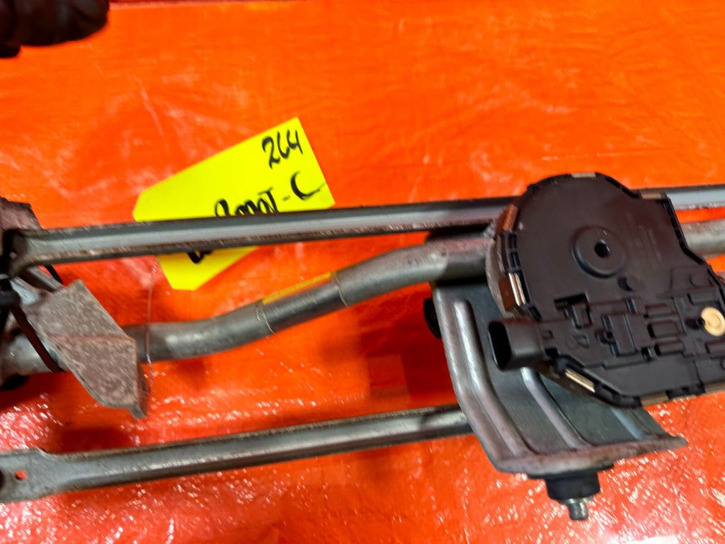 06 11 HONDA CIVIC SI 2D COUPE   WINDSHIELD WIPER MOTOR W/ LINKAGE   OEM OE #26411