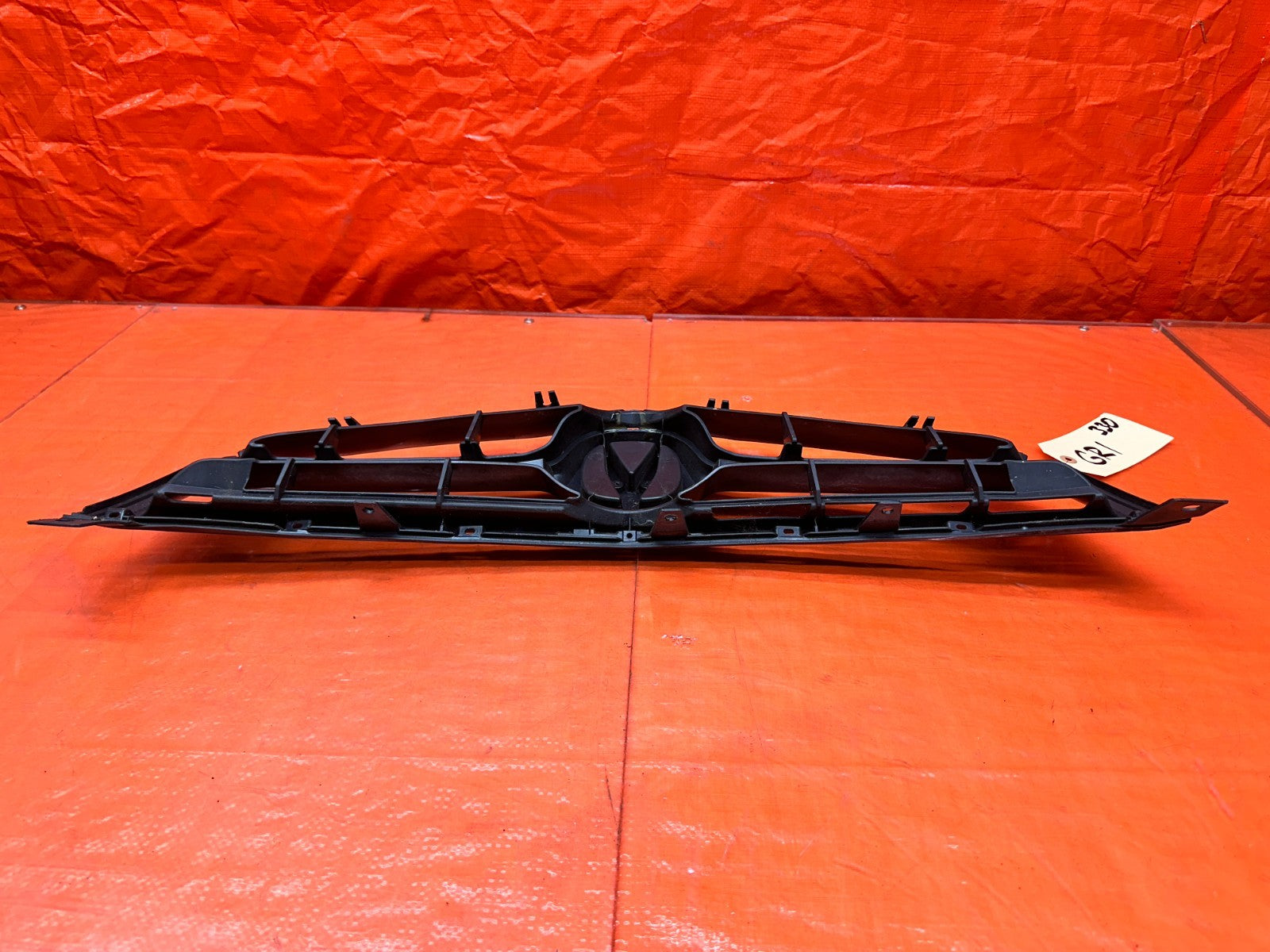 04 05 ACURA TSX FRONT RADIATOR GRILLE ASSEMBLY OEM #33014