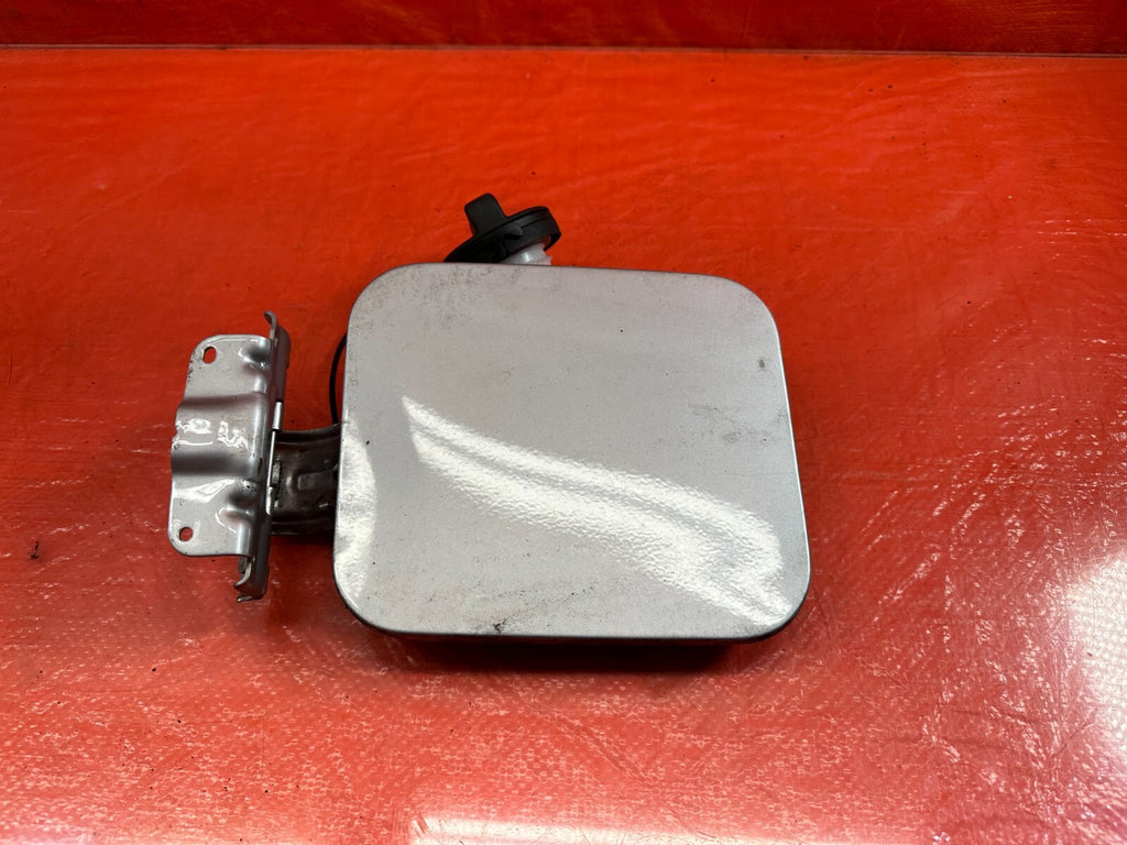 14 20 INFINITI Q50 GASOLINE GAS TANK LID COVER W/ LOCKING TWISTING CAP OEM #2220