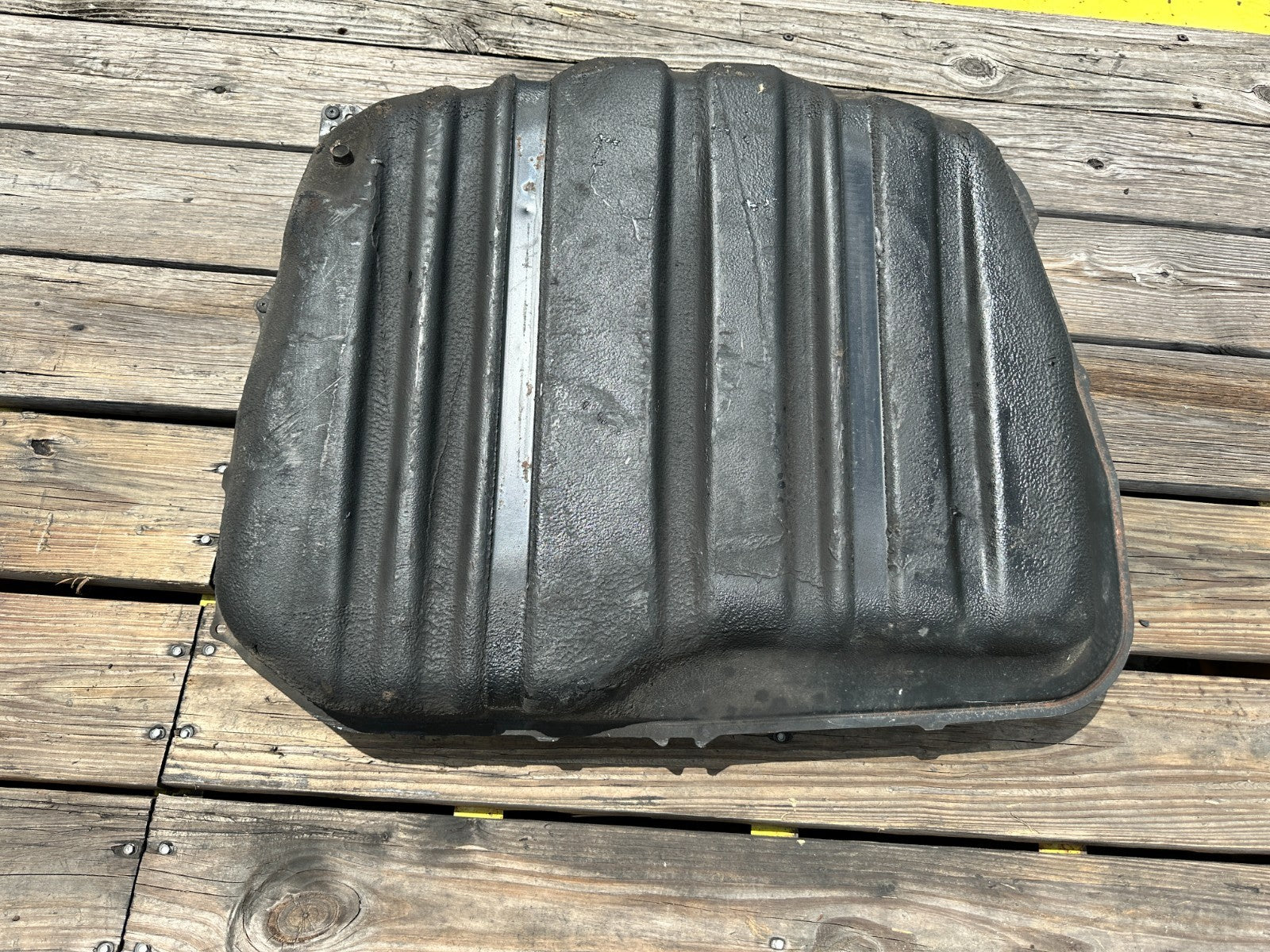 97 01 HONDA PRELUDE 2.2L FUEL GAS PETROL TANK CELL RESERVOIR BARE OEM #33515