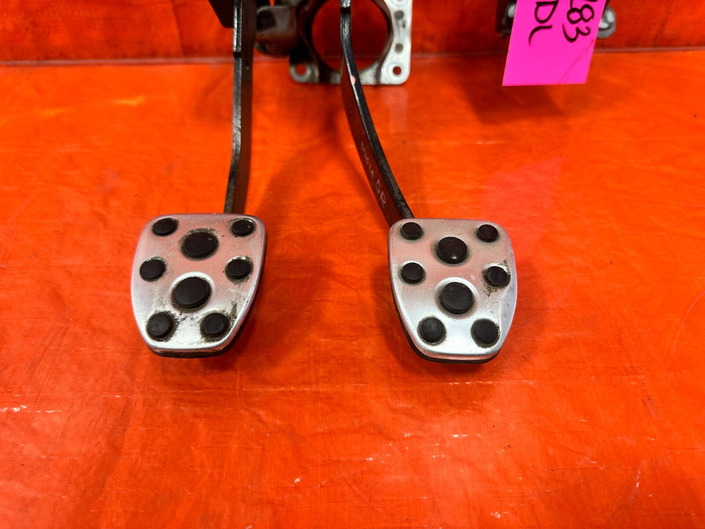 2013 13 SUBARU WRX STI WAGON   EJ257 6 SPEED MANUAL BRAKE & CLUTCH PEDAL #2835
