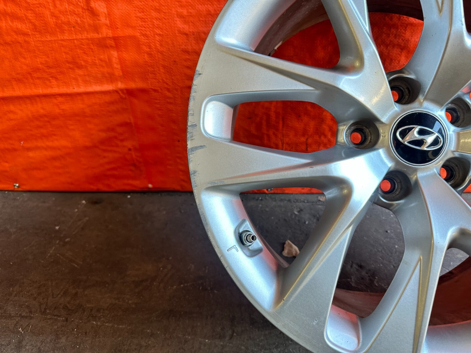 13 16 HYUNDAI GENESIS COUPE  REAR WHEEL RIM 18x8.5 +32   OEM FACTORY #219 18