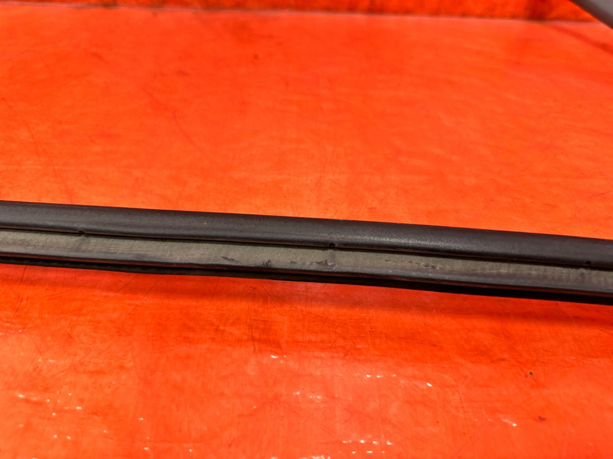 97-01 HONDA CR-V CRV - CHASSIS TO DOOR OPEN TRIM GASKET LEFT REAR - OEM #30111