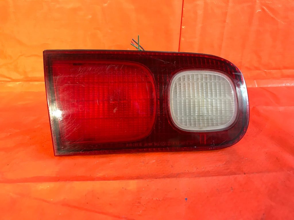 OEM 1998 98 ACURA INTEGRA SEDAN DRIVER LEFT INNER TAIL LIGHT LAMP L LH 0