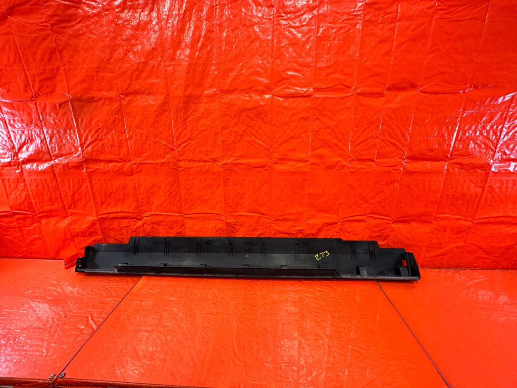 92 96 HONDA PRELUDE   SIDE SKIRT ROCKER MOLDING TRIM   LEFT SIDE   OEM #27312