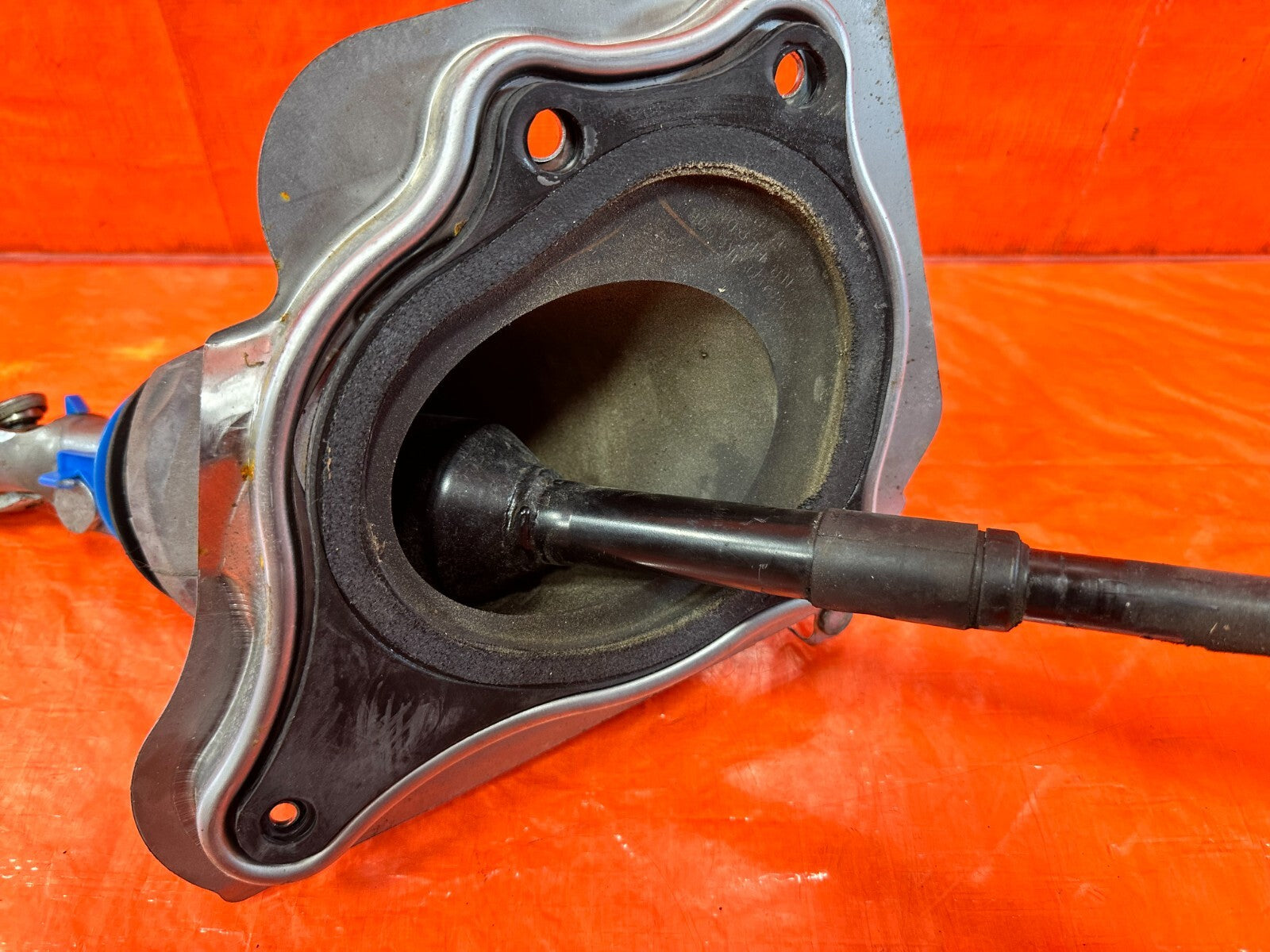 08 15 INFINITI G37 & Q60 COUPE POWER STEERING SWIVEL YOKE U JOINT SHAFT OEM 2789