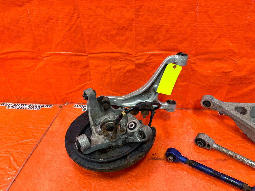08 15 INFINITI G37 & Q60   DRIVER LEFT REAR SPINDLE KNUCKLE W/ CONTROL ARMS #24517