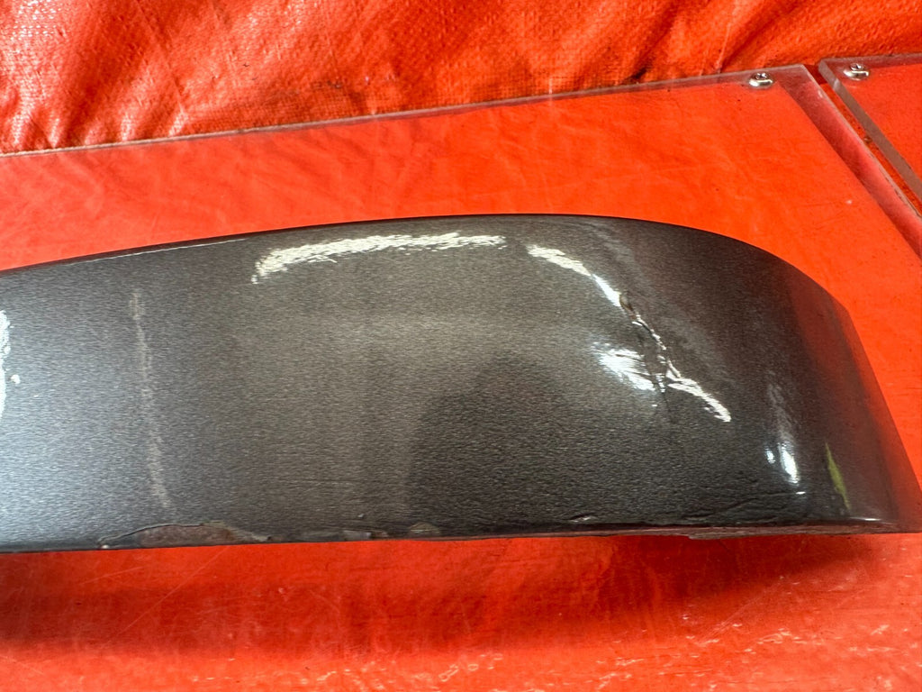 93 95 HONDA CIVIC 2D COUPE   PASSENGER RIGHT TAIL LIGHT TRIM FILLER OEM #2364