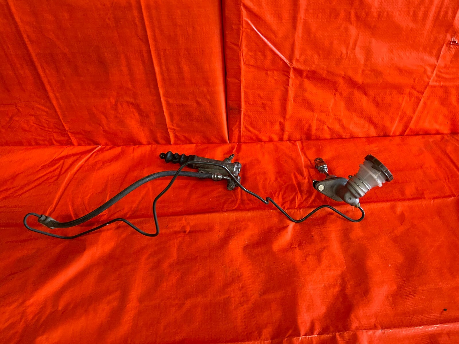 04 09 HONDA S2000   AP2   CLUTCH MASTER CYLINDER SLAVE CYLINDER & ALL LINES OEM1