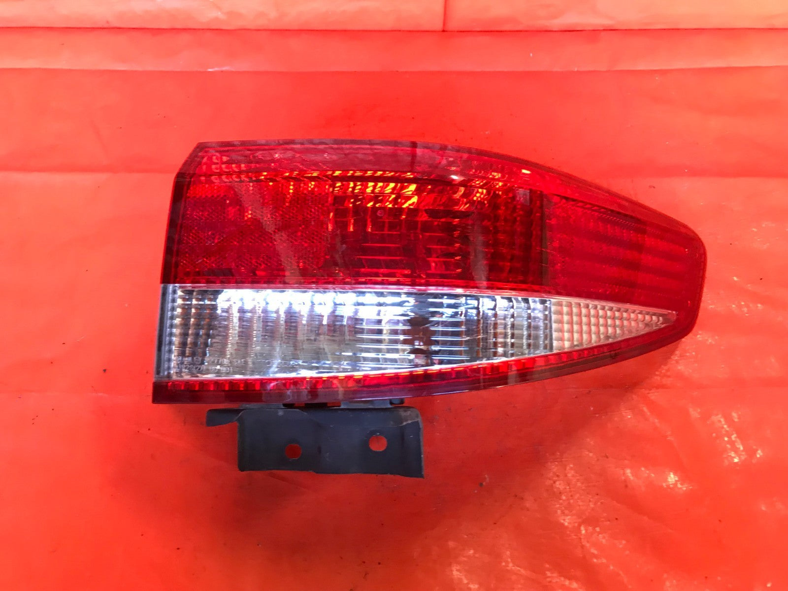 OEM 2003 2004 03 04 HONDA ACCORD SEDAN PASSENGER RIGHT OUTER TAIL LIGHT LAMP0