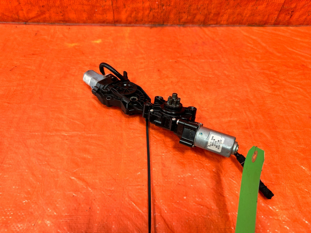14 23 INFINITI Q50   PASSENGER RIGHT SEAT MOTORS MOTOR SET   OEM 3163