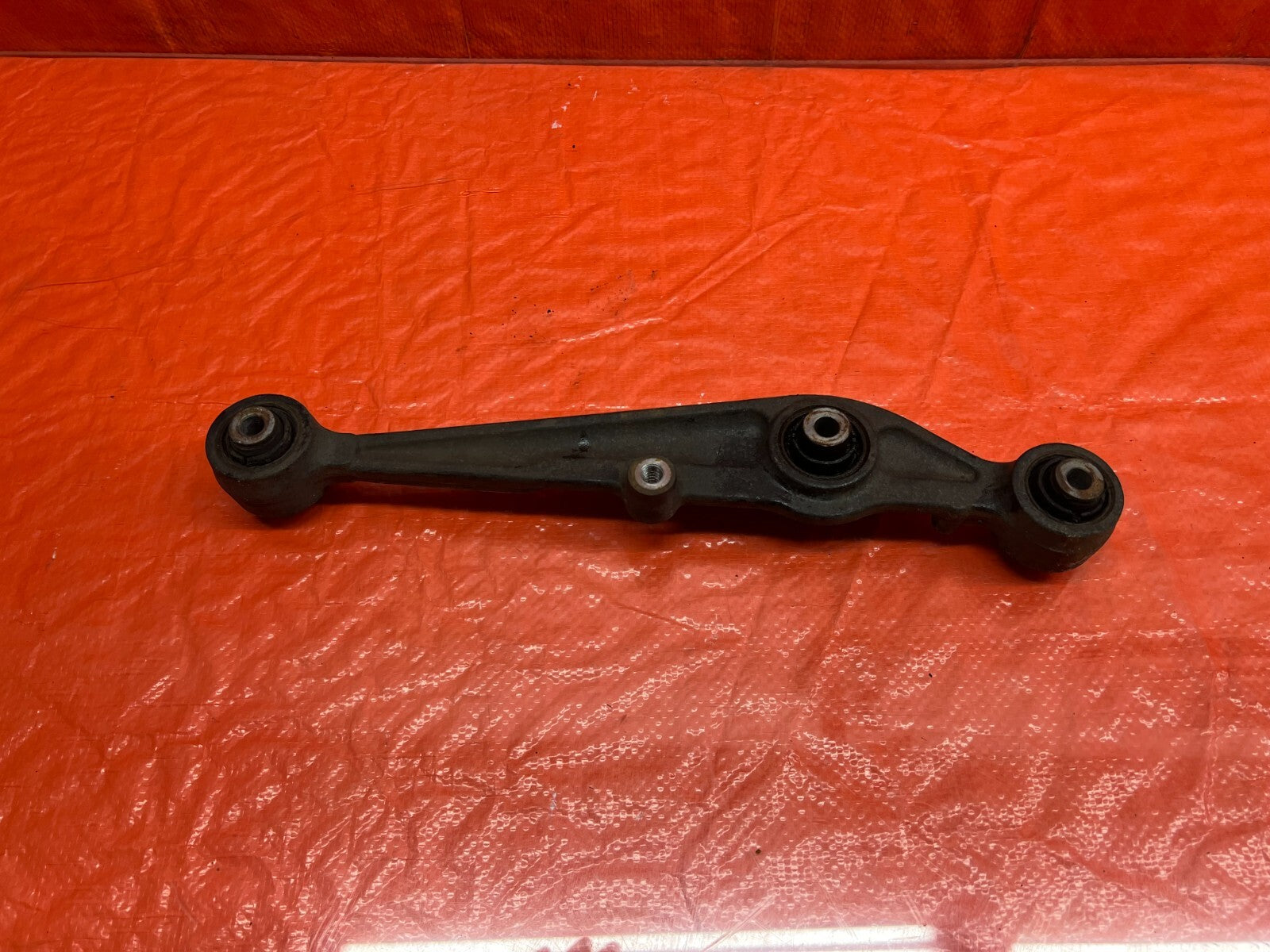 90 93 ACURA INTEGRA LS & RS   PASSENGER RIGHT REAR   LOWER CONTROL ARM OEM #1547