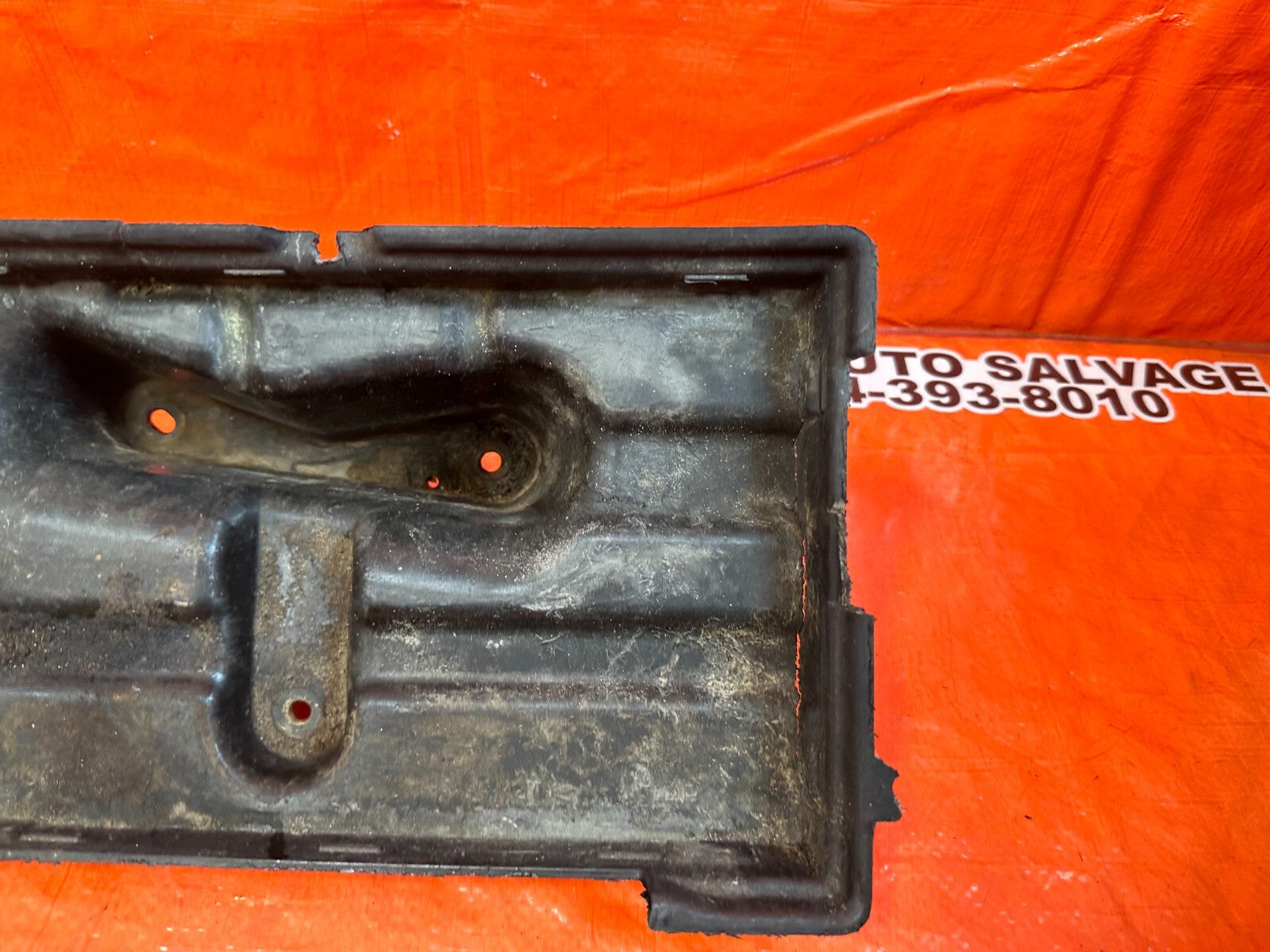 02 10 LEXUS SC430   BATTERY MOUNTING TRAY BRACKET   OEM #2614