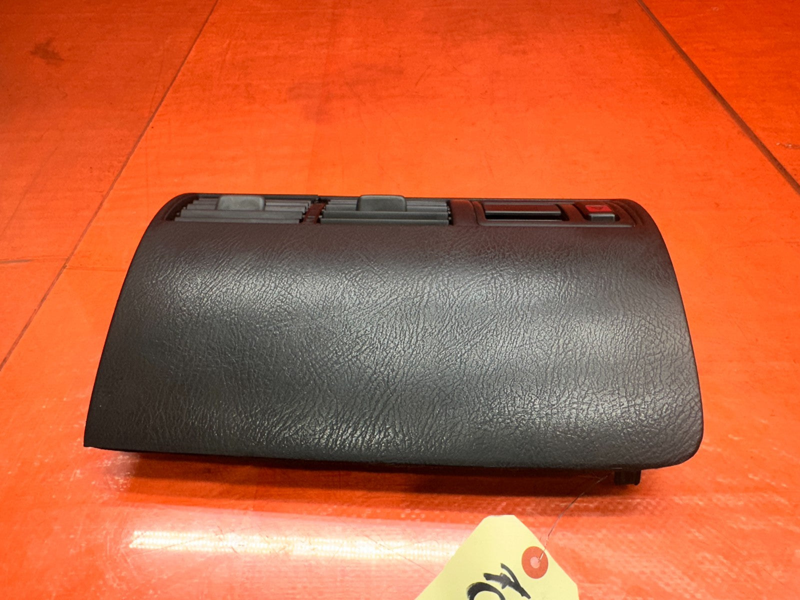 97 01 HONDA PRELUDE 2.2L CENTER DASHBOARD A/C AC HEATER AIR VENT LOUVER OEM #3356