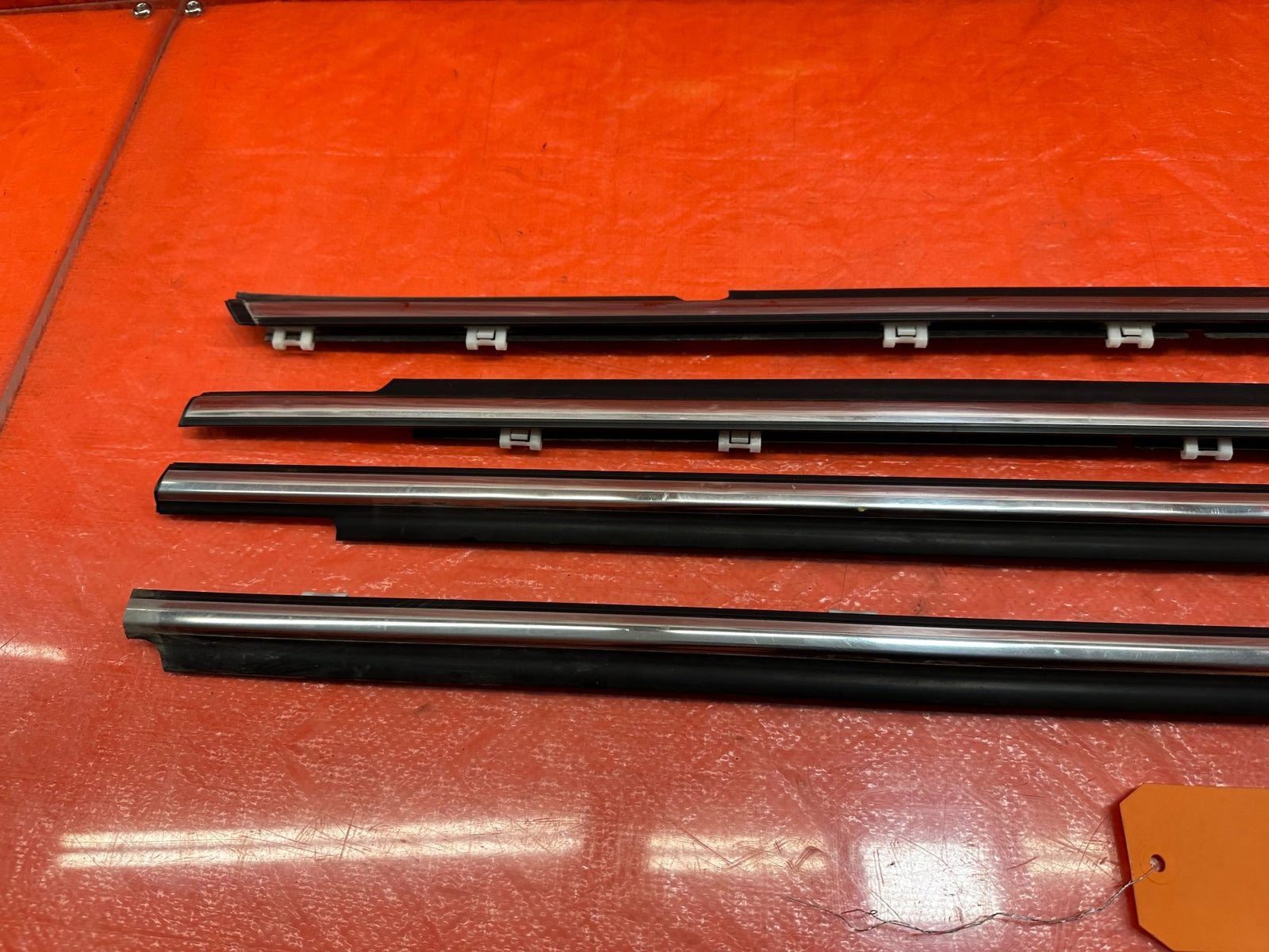 08 15 LANCER EVOLUTION X EVO 10 LEFT RIGHT FRONT REAR CHROME DOOR GLASS TRIM 21412