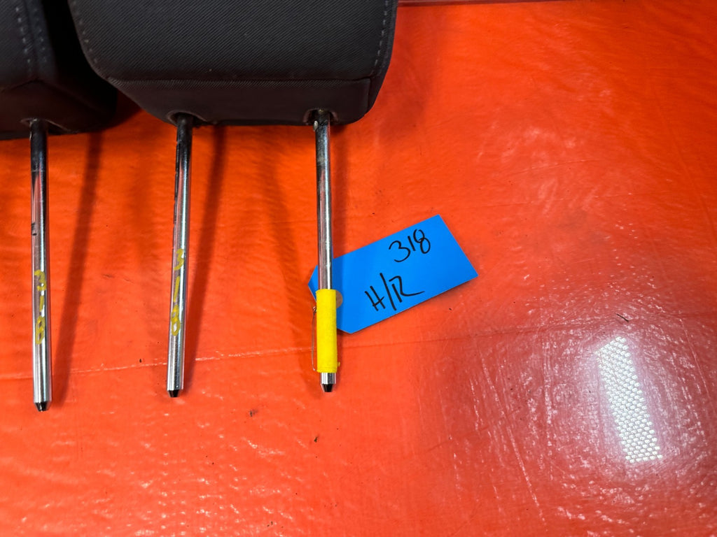 13 16 HYUNDAI GENESIS COUPE 3.8L   FRONT SEAT HEAD REST   LEFT & RIGHT OEM #3182