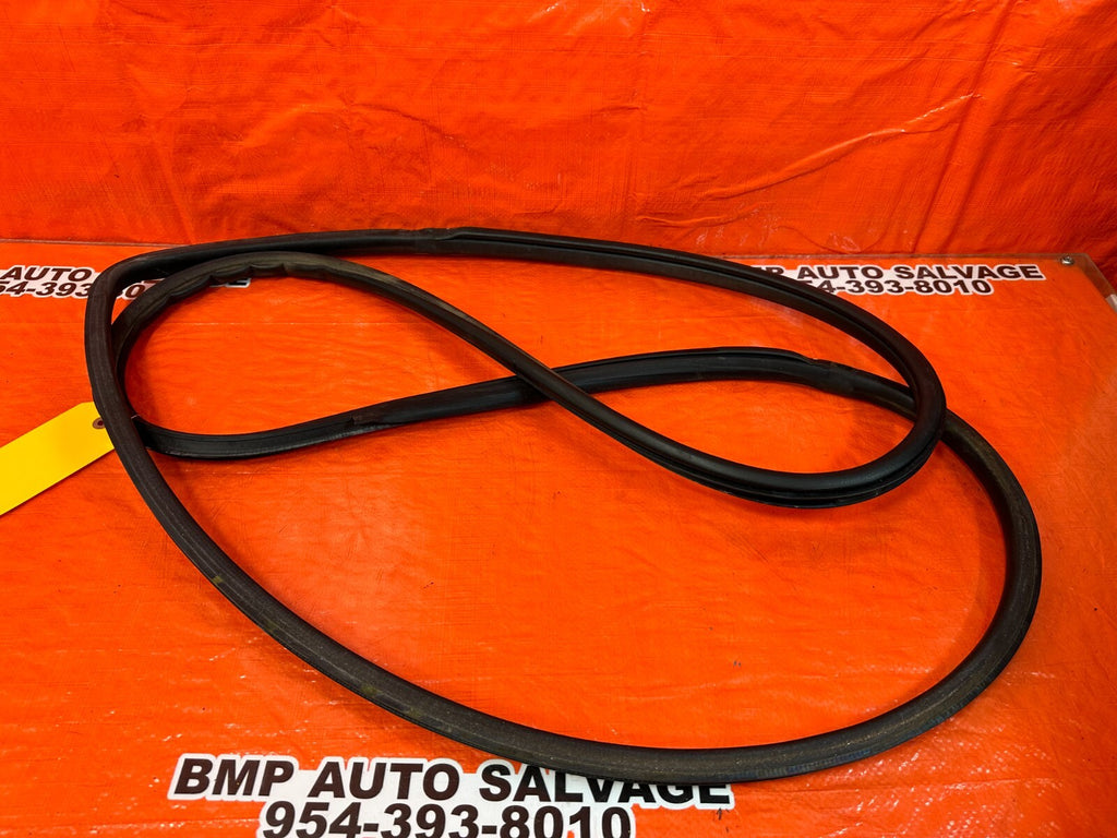08 15 INFINITI G37 Q60 2D COUPE CHASSIS TO DOOR OPEN TRIM WEATHER STRIP LEFT 2488