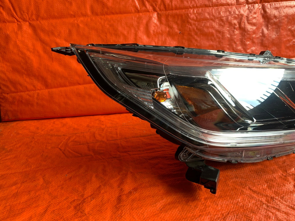 OEM 2016 16 HONDA CR V CRV PASSENGER RIGHT HEADLIGHT HEADLAMP   NON LED   HALO3