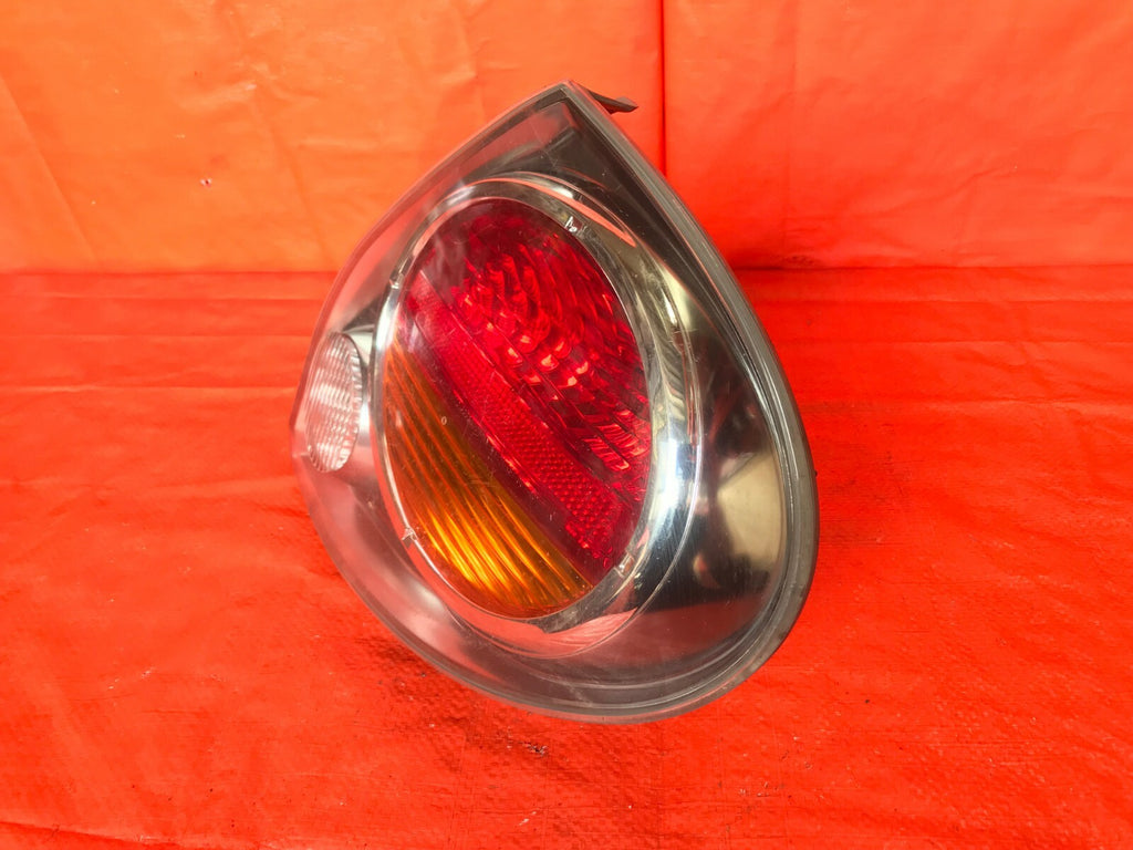OEM 2002 2003 02 03 NISSAN MAXIMA PASSENGER RIGHT TAIL LIGHT LAMP R RH4