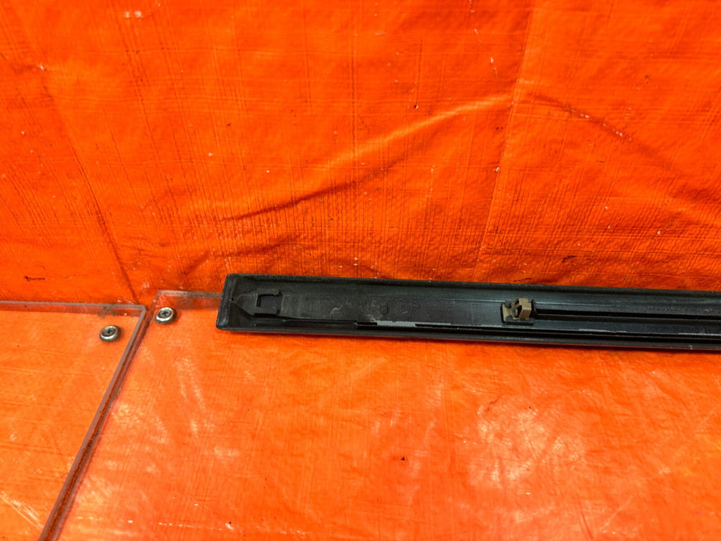 96 00 HONDA CIVIC   SEDAN   DOOR MOLDING IMPACT STRIP   LEFT FRONT SIDE OEM #2979