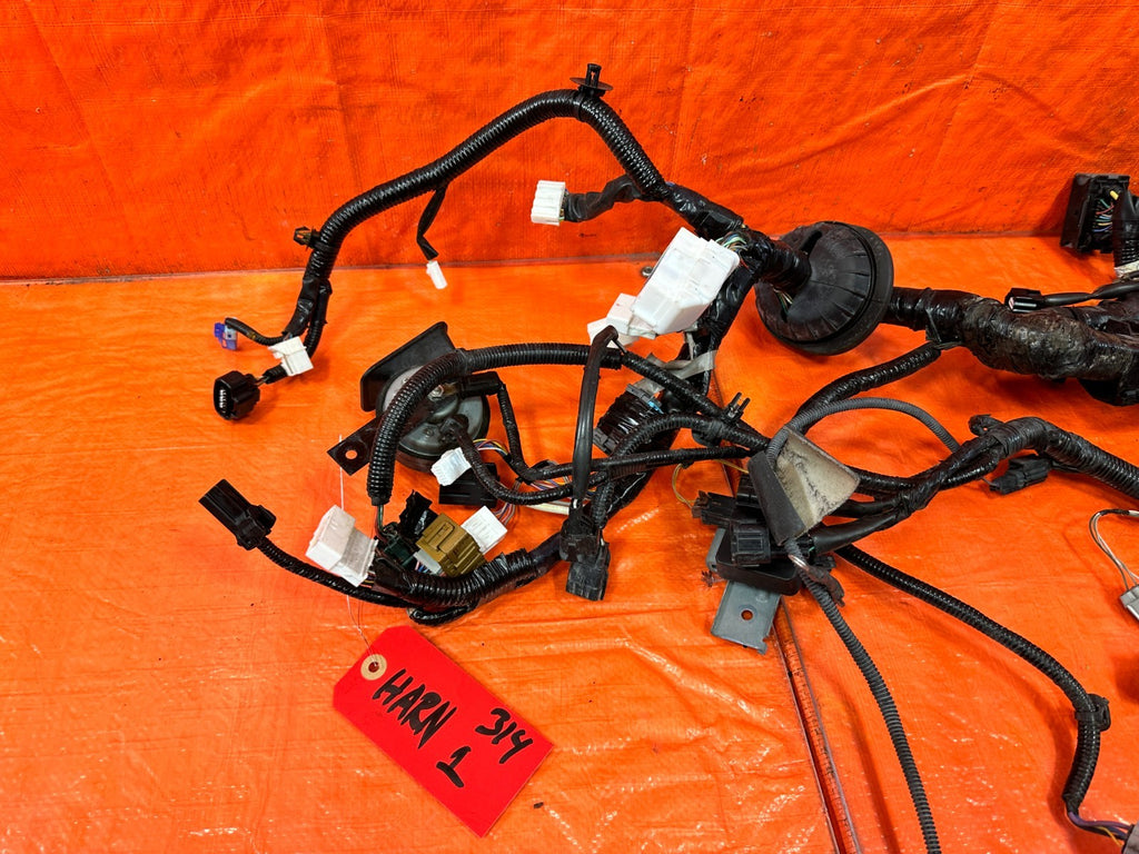 2016 16 INFINITI Q50   ADAPTIVE STEERING   ENGINE BAY UNDER HOOD HARNESS LOOM14