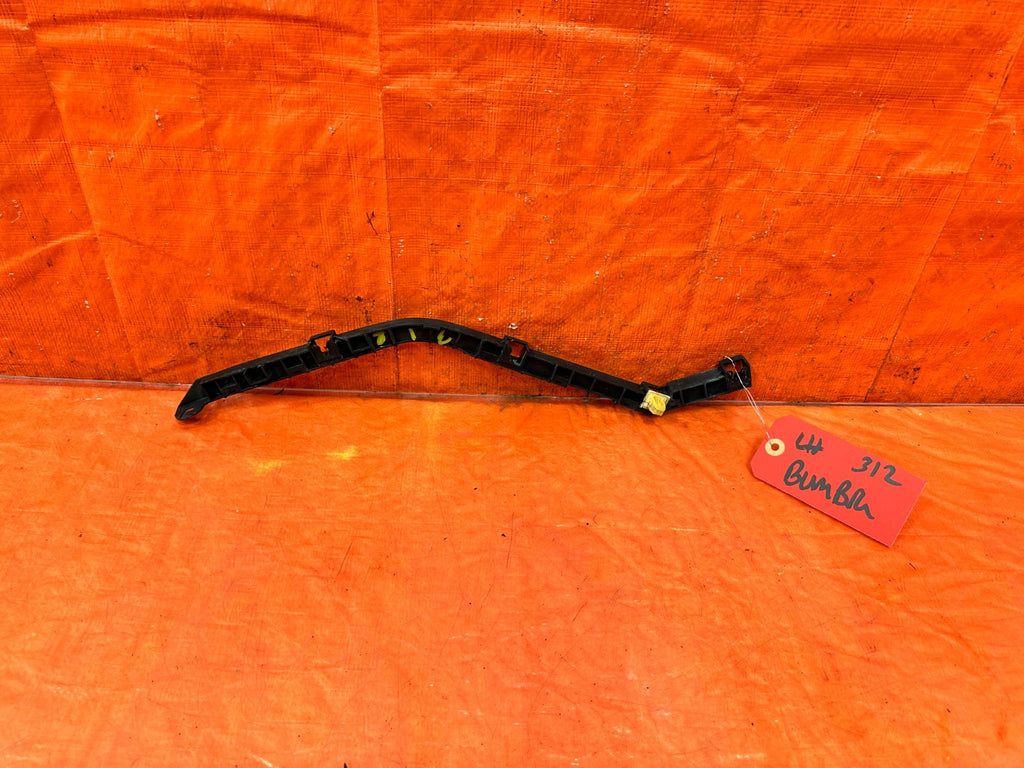 04 08 ACURA TSX   LEFT REAR   BUMPER BRACKET CLIP SPACER RETAINER   OEM #3120