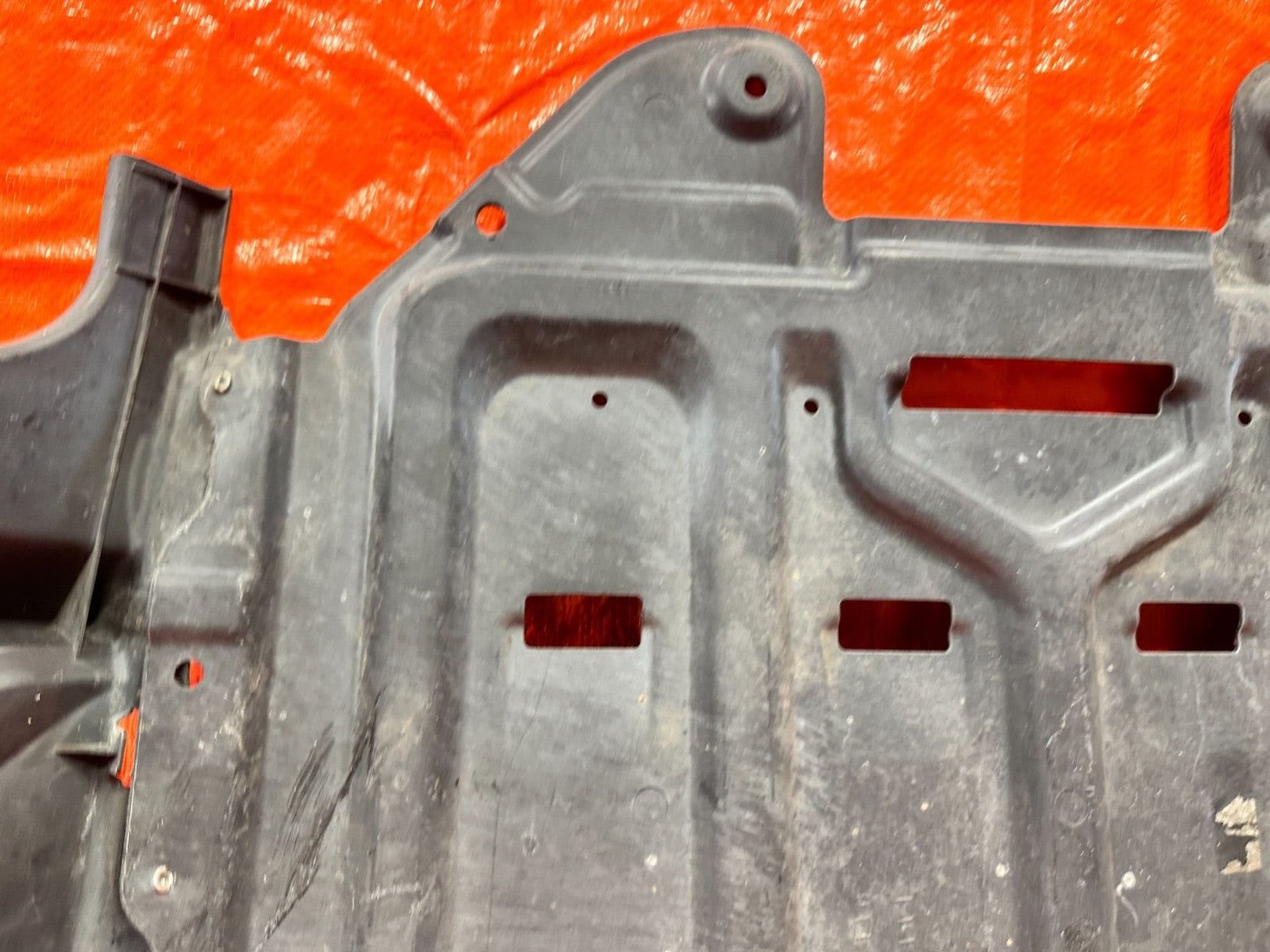 09 11 MAZDA RX8 RX 8   CENTER SPLASH SHIELD ENGINE COVER   F151 56110   OEM #3037