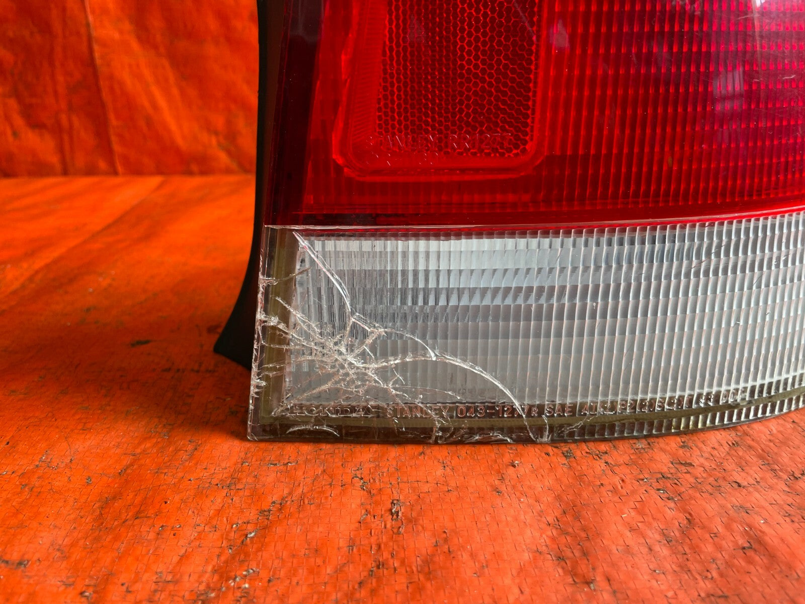 96 00 HONDA CIVIC EX COUPE   PASSENGER RIGHT TAIL LIGHT LAMP   OEM   FLAW FLAW3