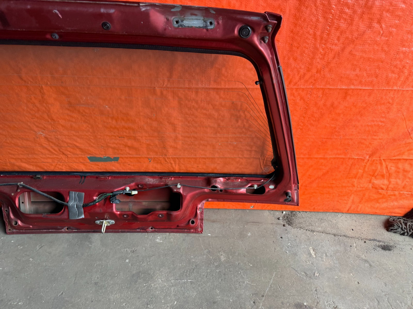 90 91 HONDA CIVIC HATCHBACK   TRUNK REAR DECK LID TAIL GATE HATCH LATCH OEM 31710