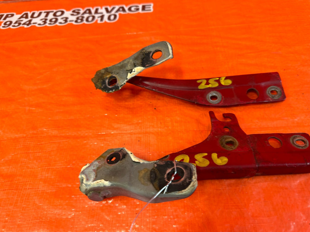 93 95 HONDA DEL SOL   HOOD HINGE SET   LEFT AND RIGHT HINGES   OEM #2564