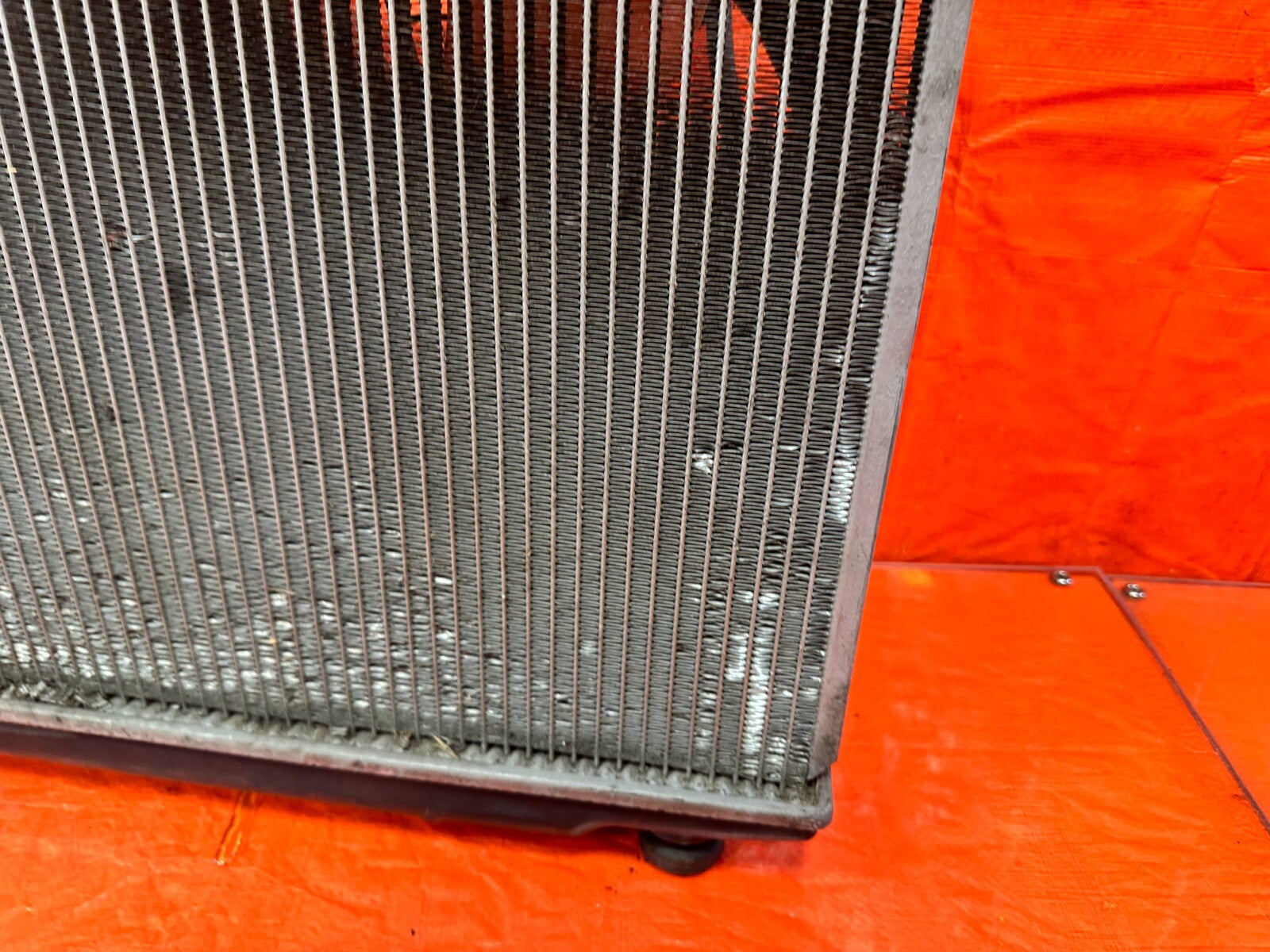 06 11 HONDA CIVIC SI   K20Z3 6 SPEED MANUAL RADIATOR ASSEMBLY   OEM FACTORY #2822
